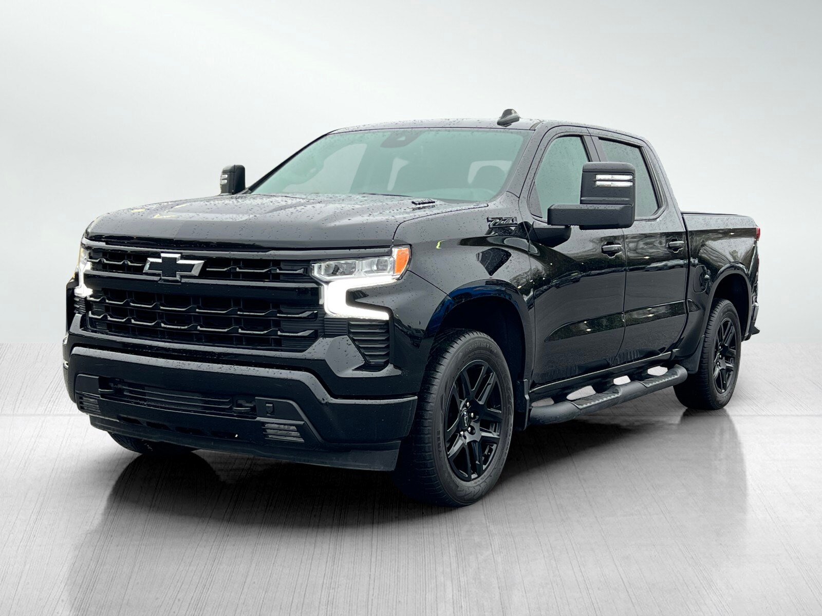 2023 Chevrolet Silverado 1500 LTZ photo 2