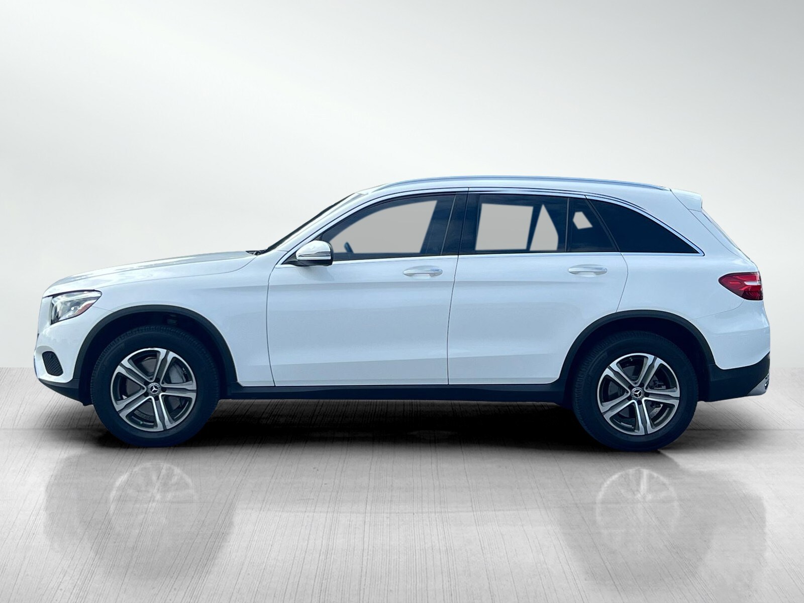 2019 Mercedes Benz GLC 300 4MATIC photo 4
