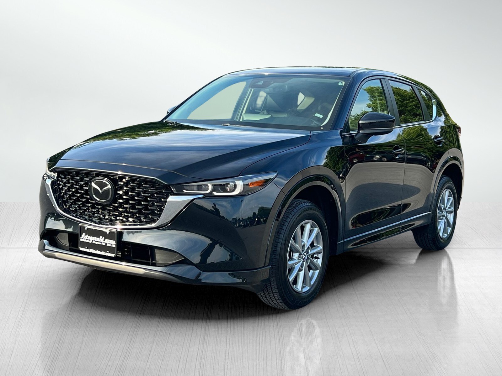2025 Mazda CX-5 2.5 S Preferred photo 2