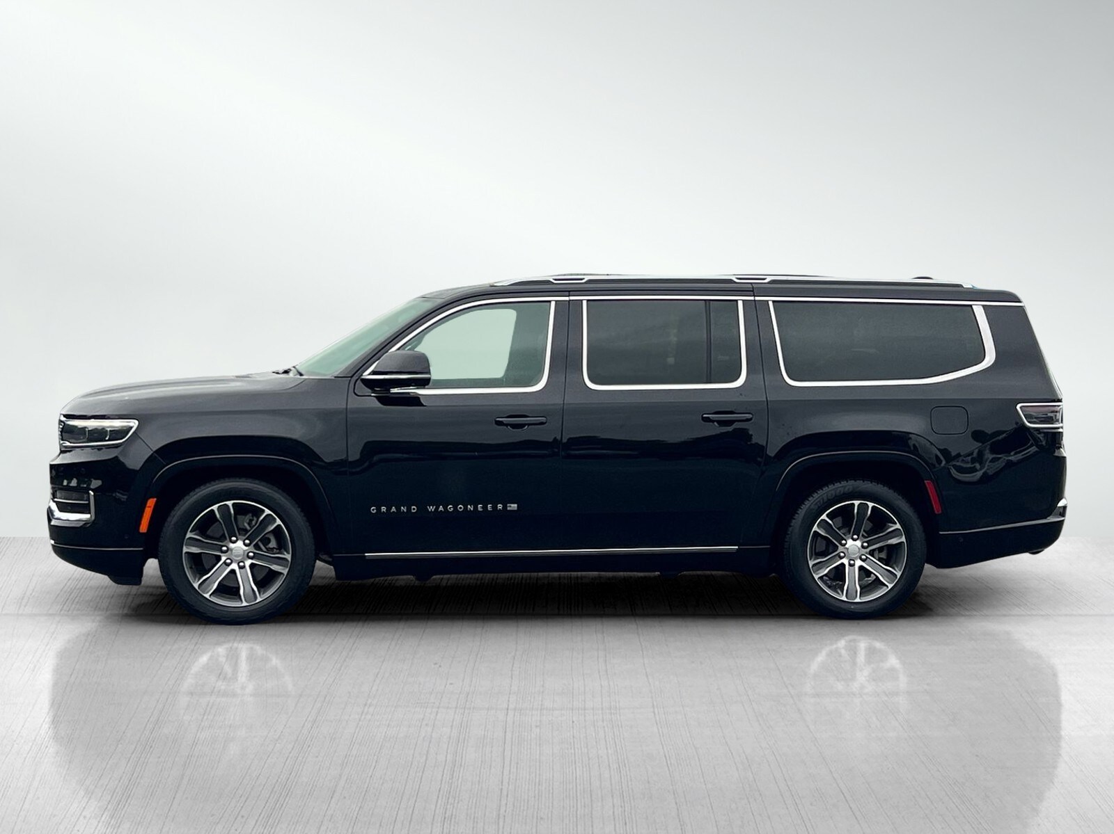 2024 Jeep Grand Wagoneer L Base photo 4