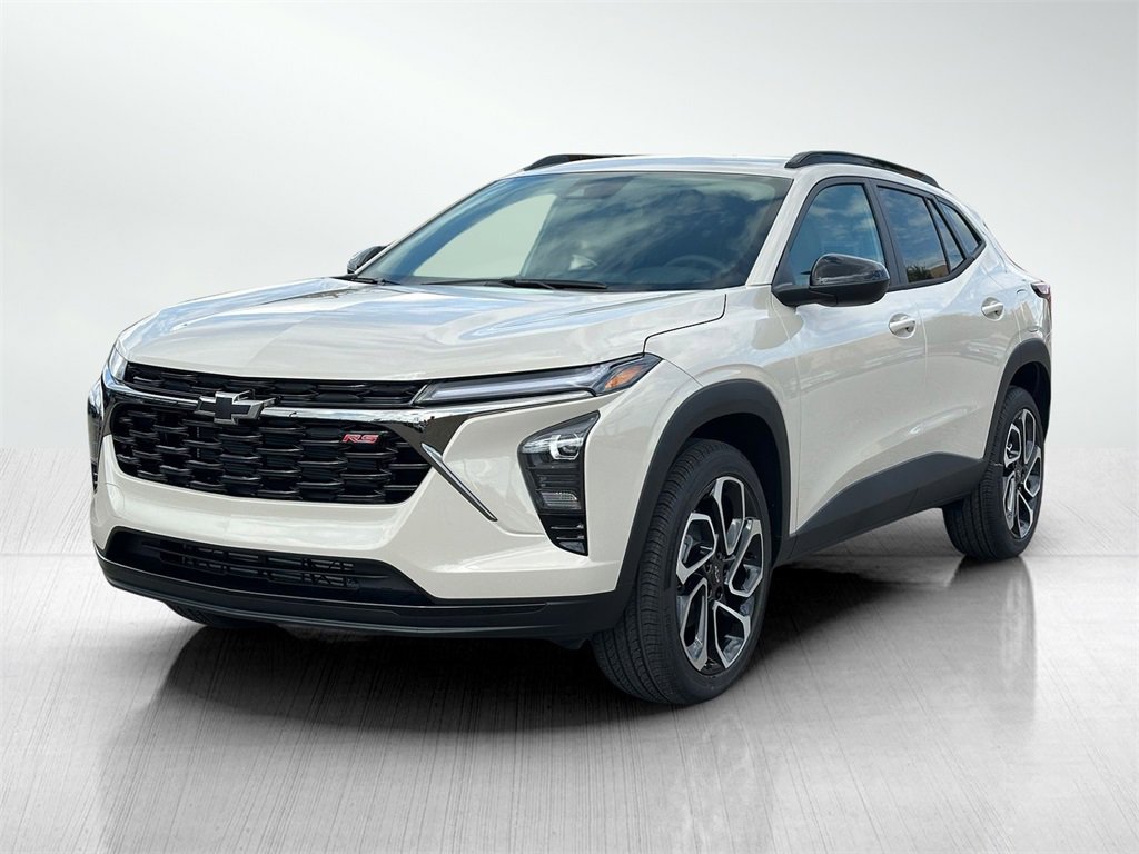 2026 Chevrolet Trax photo 2
