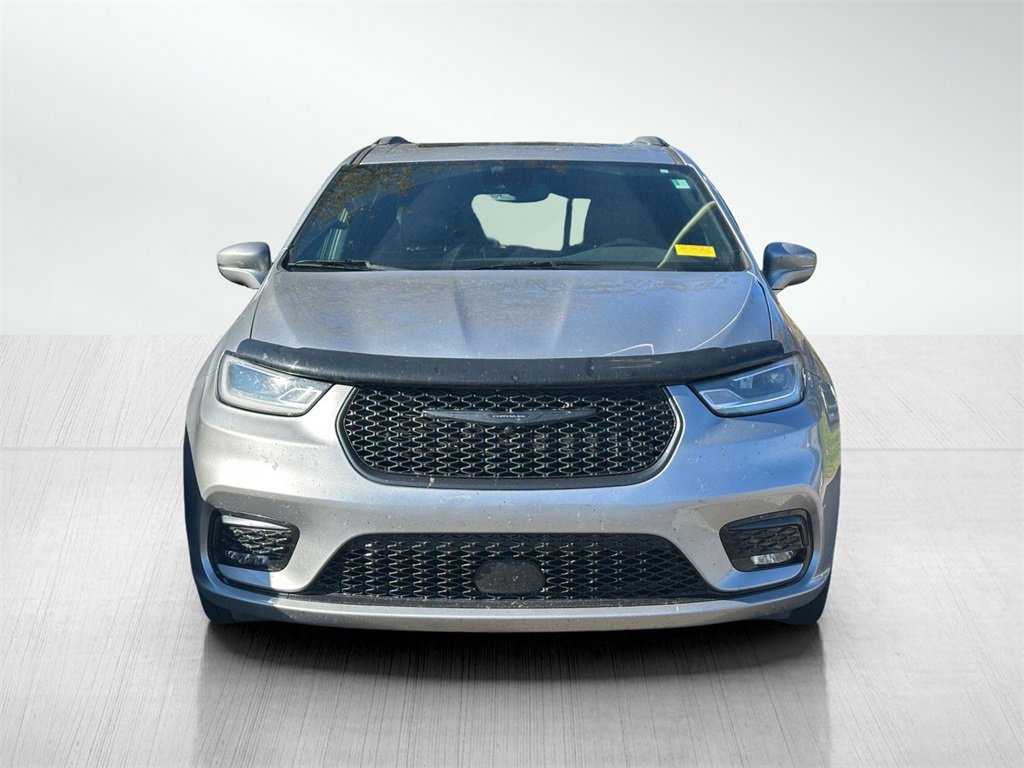2021 Chrysler Pacifica Limited photo 2