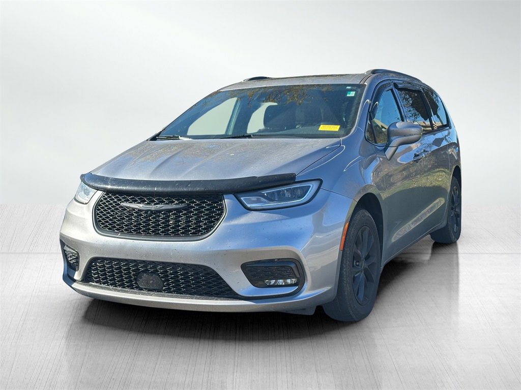 2021 Chrysler Pacifica Limited photo 3