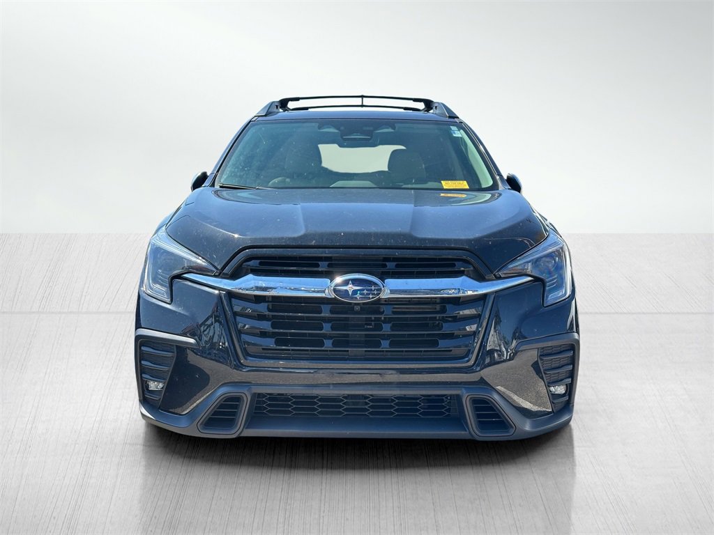 2023 Subaru Ascent Limited photo 2