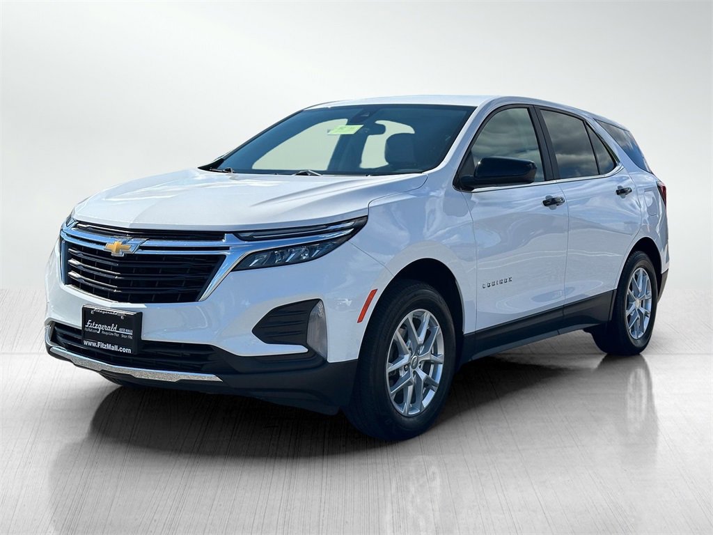 2023 Chevrolet Equinox LT photo 2