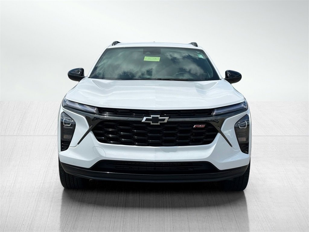 2024 Chevrolet Trax photo 3