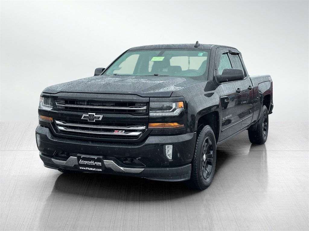 Used 2016 Chevrolet Silverado 1500 LT with VIN 1GCVKREC3GZ347819 for sale in Hagerstown, MD