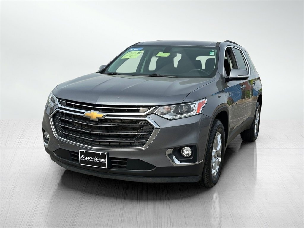 Used 2020 Chevrolet Traverse 1LT with VIN 1GNEVGKW3LJ321098 for sale in Hagerstown, MD