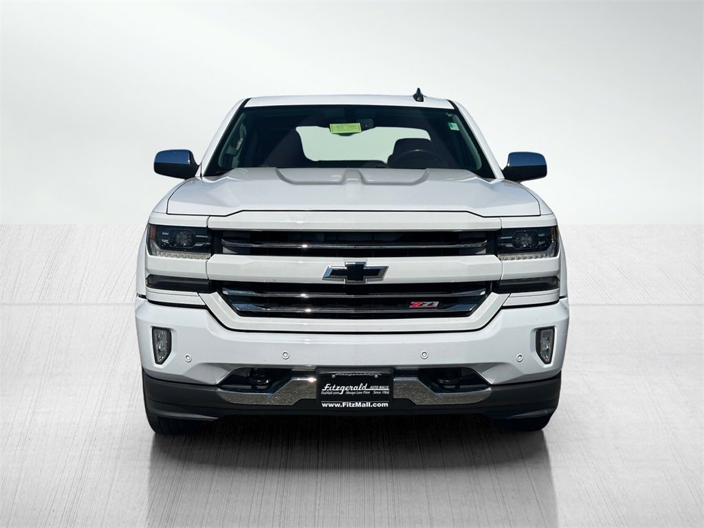 2016 Chevrolet Silverado 1500 LTZ photo 3