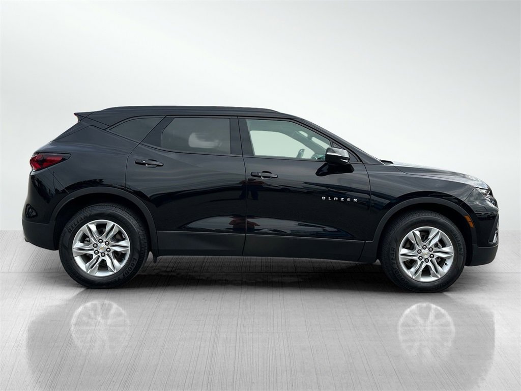 2021 Chevrolet Blazer 2LT photo 2
