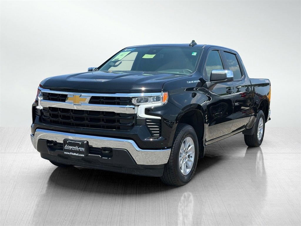 2025 Chevrolet Silverado 1500 LT1 photo 2