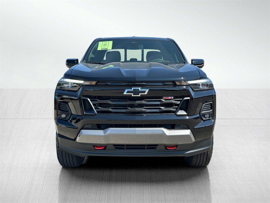 2026 Chevrolet Colorado Z71 photo 3