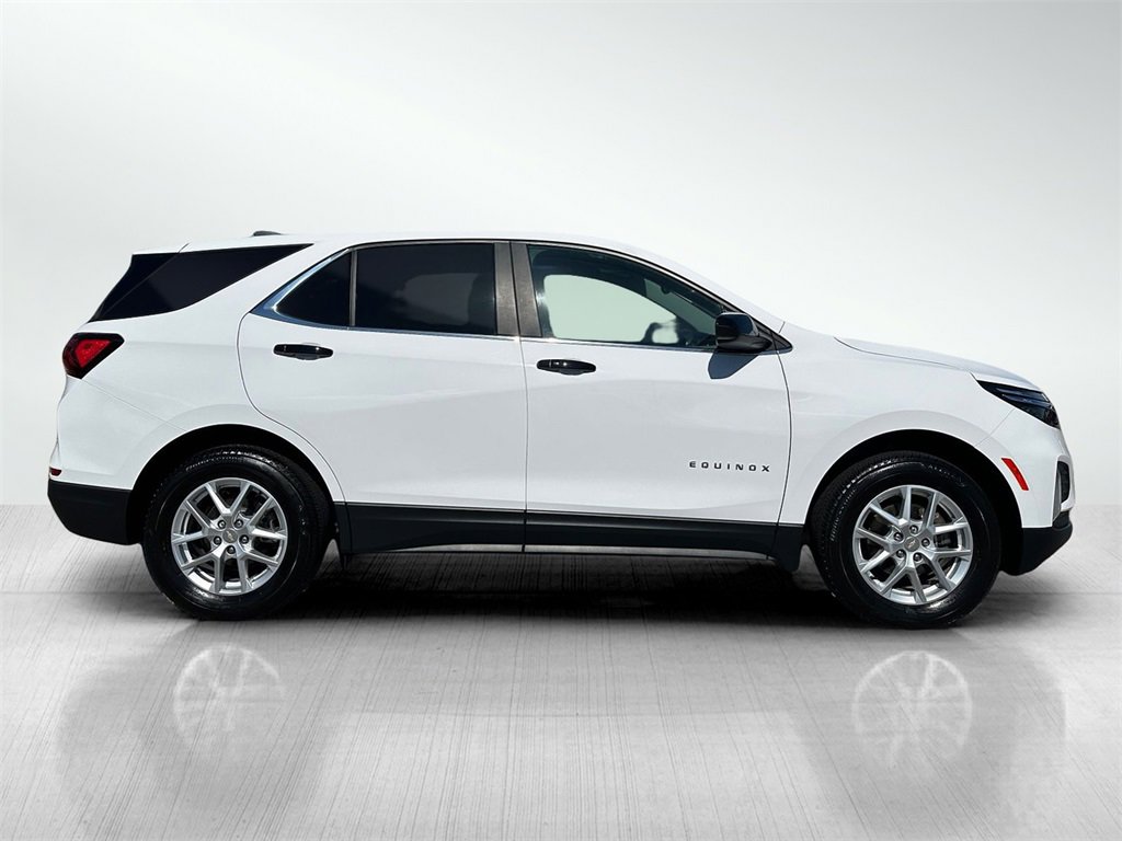2023 Chevrolet Equinox LT photo 4