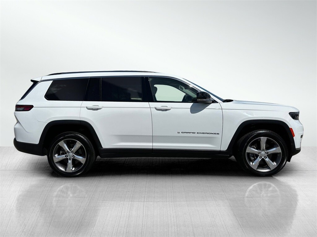 2022 Jeep Grand Cherokee Limited photo 4