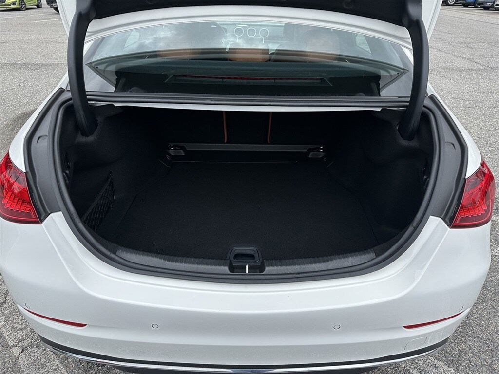 2024 Mercedes Benz C 300 photo 4