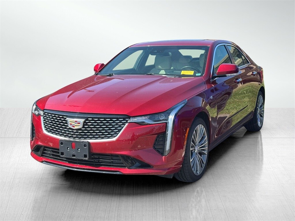 2023 Cadillac CT4 Premium Luxury photo 3