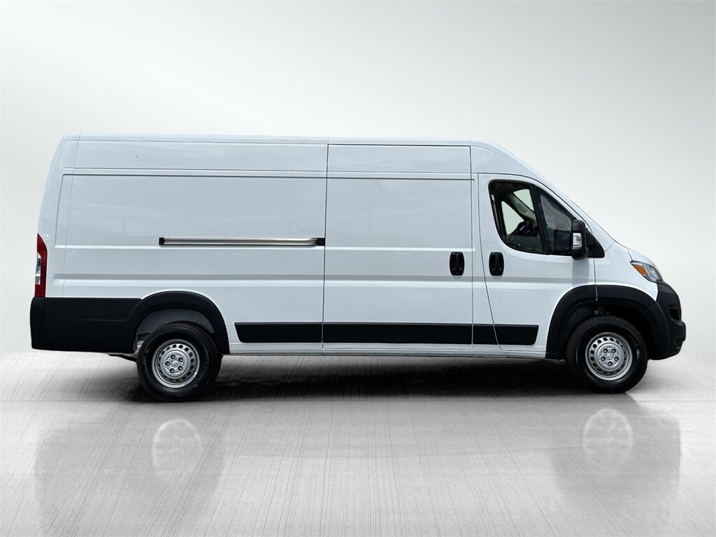 2024 Ram ProMaster 3500 Cargo Van photo 3