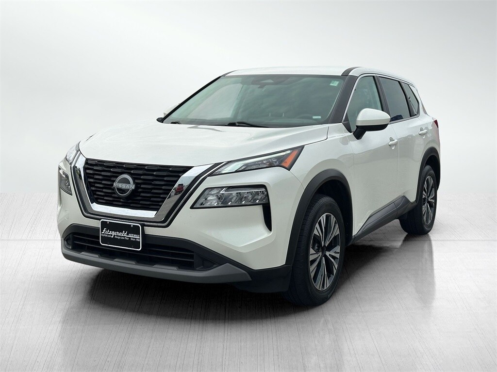 2023 Nissan Rogue SV photo 2