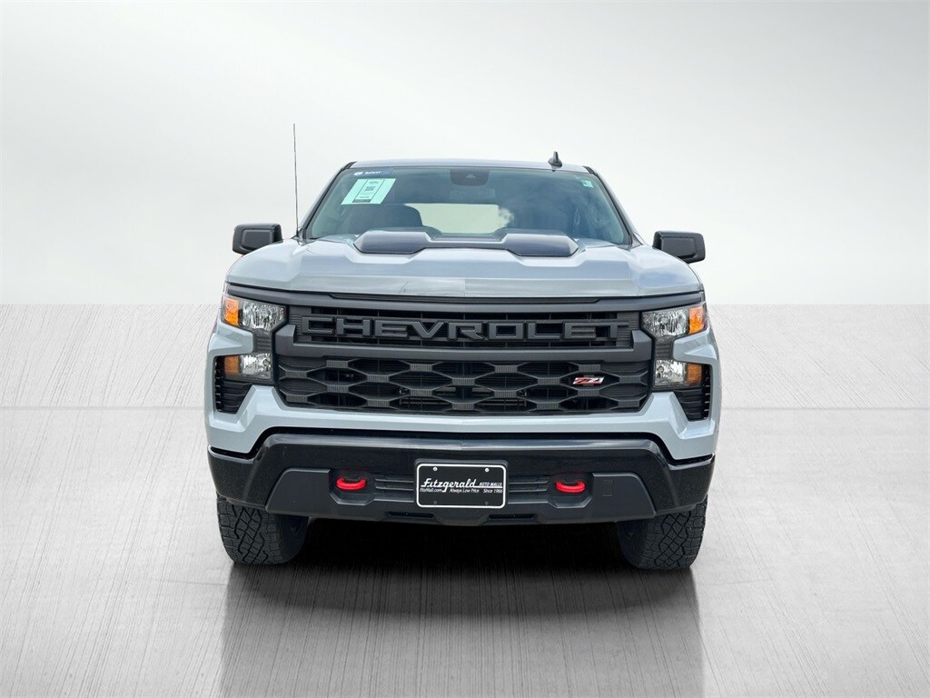 2024 Chevrolet Silverado 1500 Custom Trail Boss photo 3