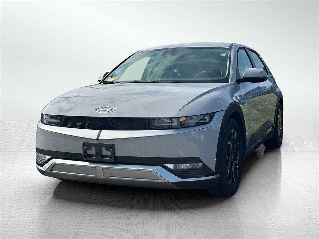 2024 Hyundai Ioniq 5 SEL photo 3