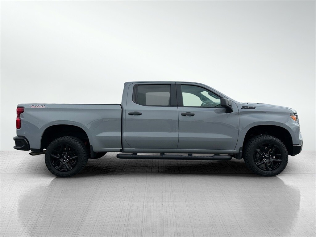 2024 Chevrolet Silverado 1500 Custom Trail Boss photo 4