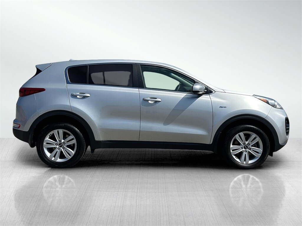 2017 Kia Sportage LX photo 3