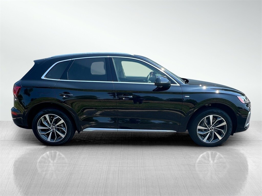 2022 Audi Q5 45 S line Premium photo 4