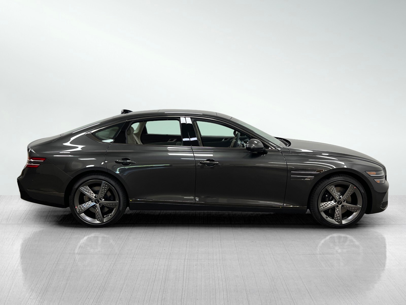 2025 Genesis G80 3.5T Sport Prestige photo 4