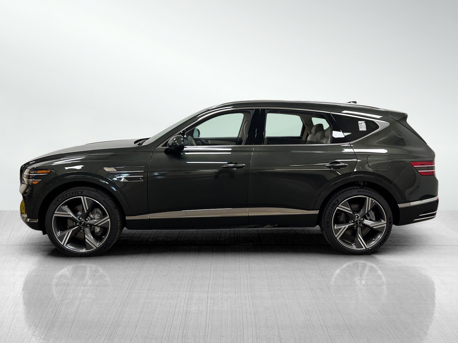 2025 Genesis GV80 3.5T Prestige photo 3