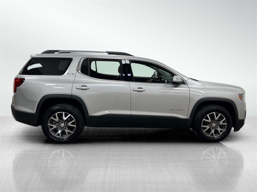 2020 Gmc Acadia SLE photo 2