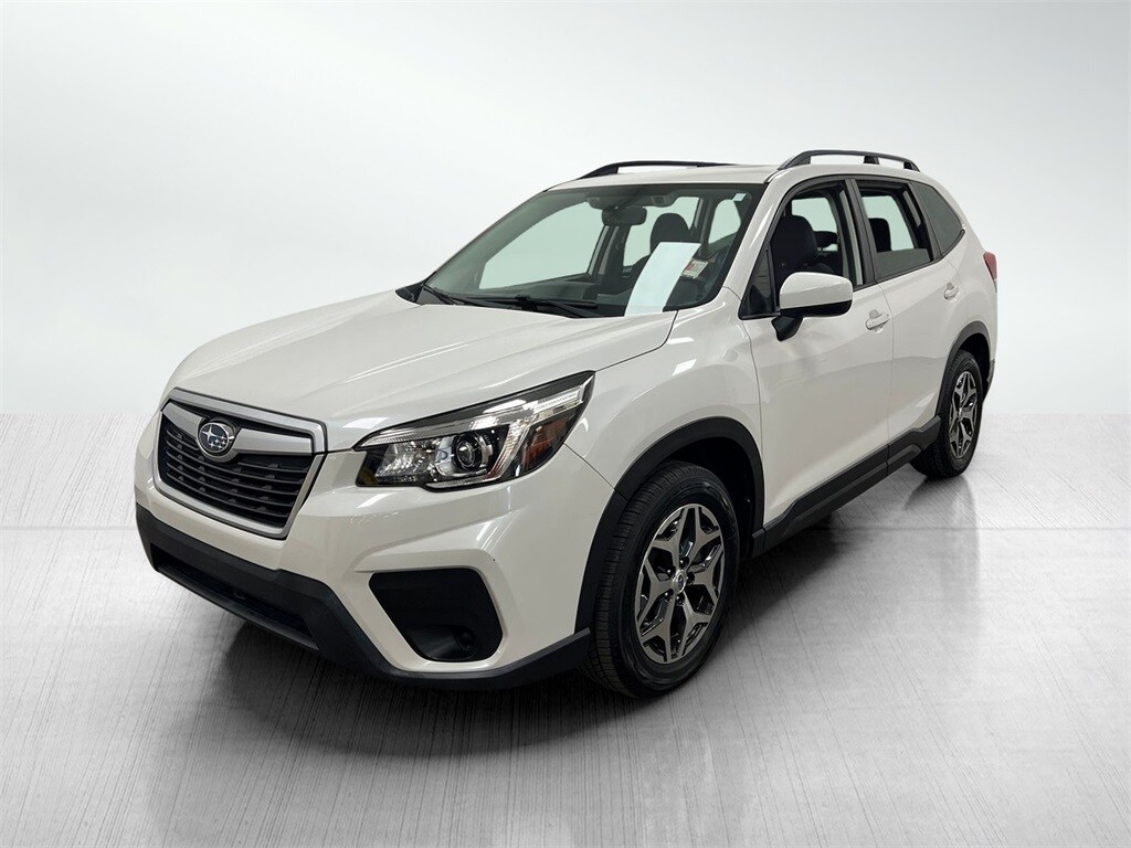 2020 Subaru Forester Premium photo 2