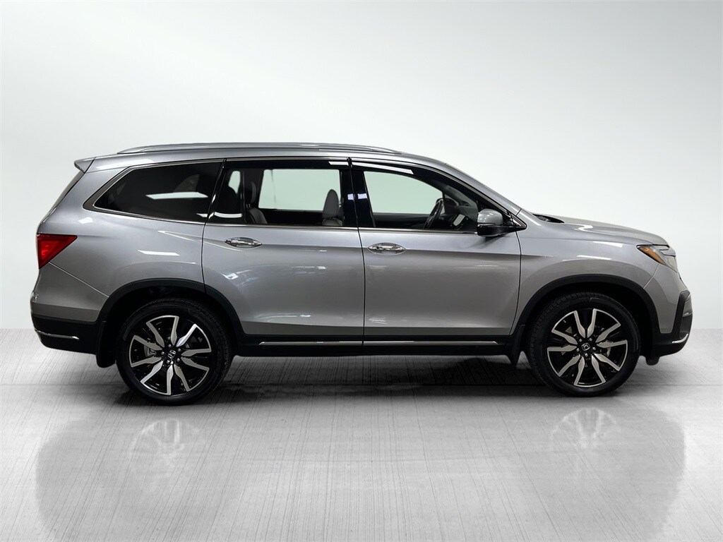 2021 Honda Pilot Touring photo 4