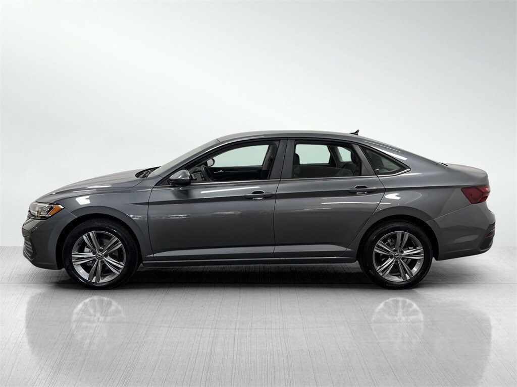 2024 Volkswagen Jetta 1.5T SE photo 2