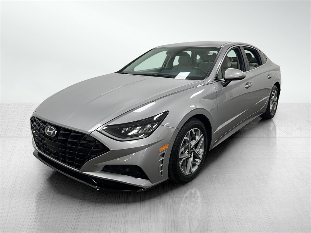 2023 Hyundai Sonata SEL photo 2