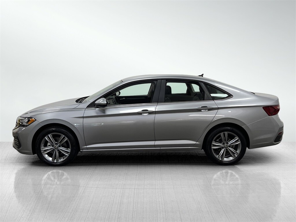 2024 Volkswagen Jetta 1.5T SE photo 3