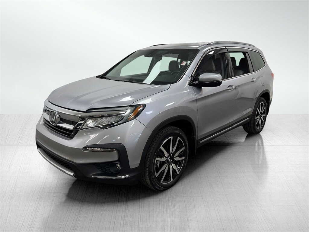 2021 Honda Pilot Touring photo 2