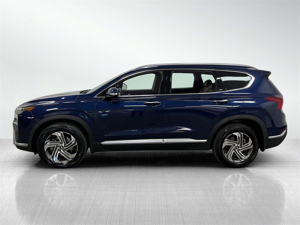 2022 Hyundai Santa Fe SEL photo 2