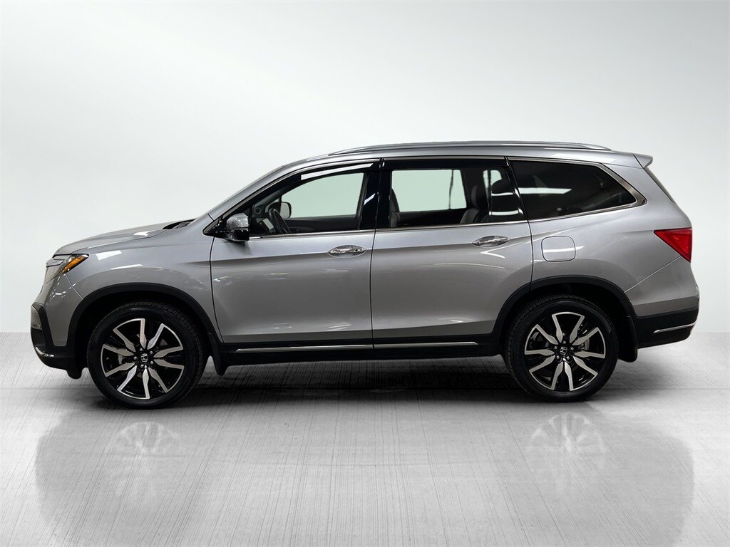 2021 Honda Pilot Touring photo 3