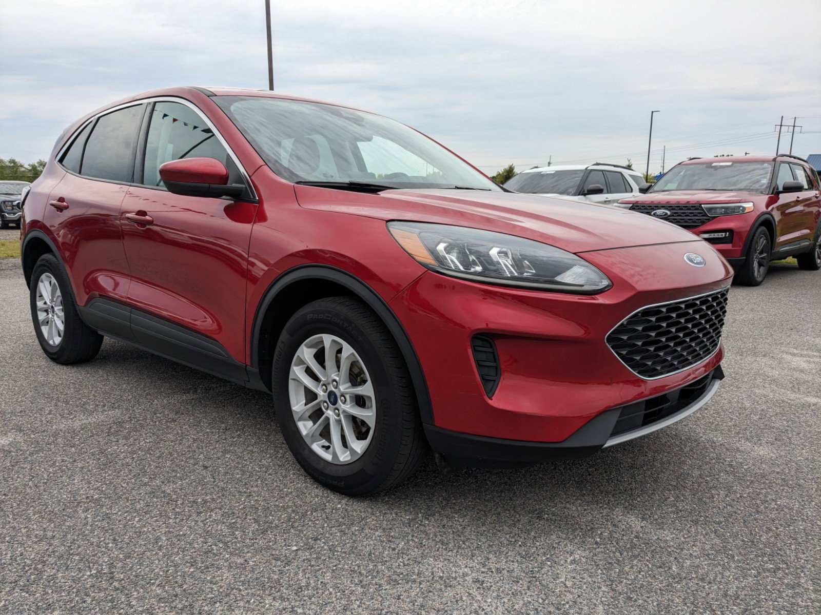 Used 2021 Ford Escape SE with VIN 1FMCU9G63MUB22314 for sale in Fitzgerald, GA