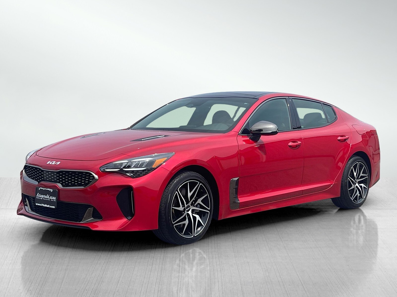 2023 Kia Stinger GT-Line photo 2