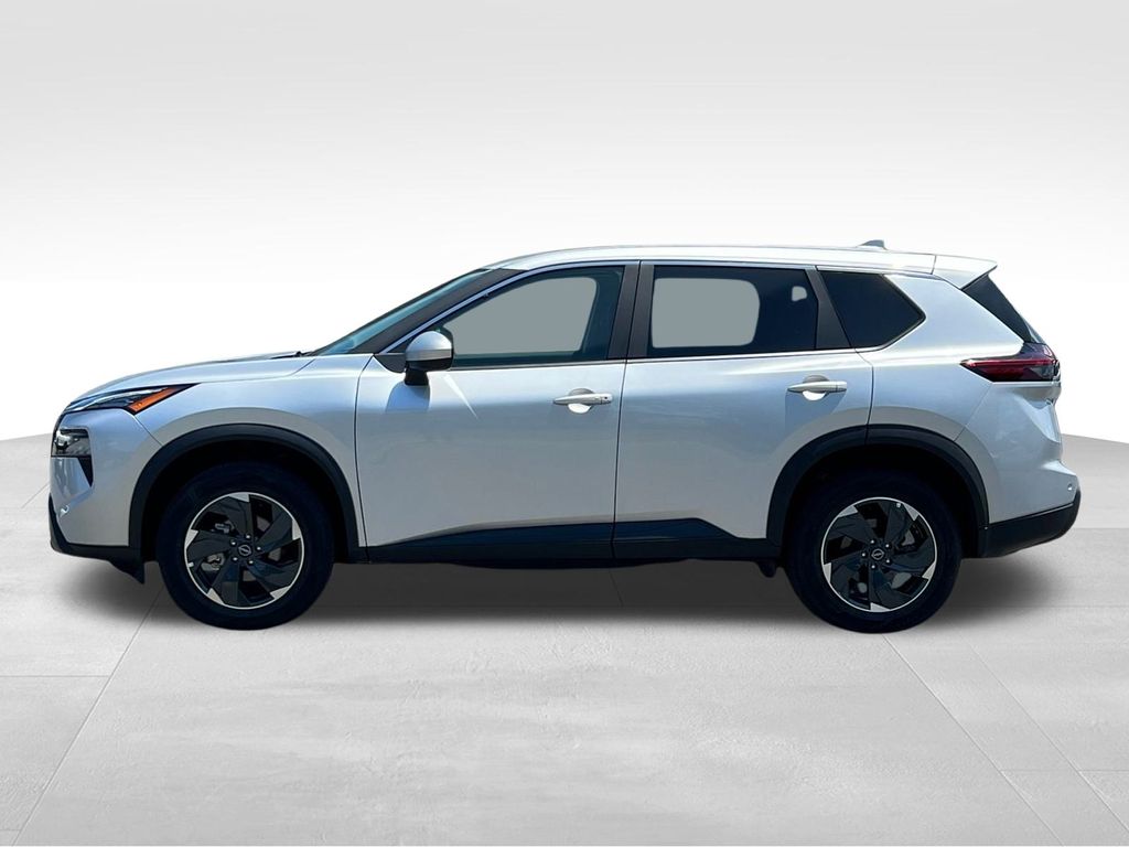 2025 Nissan Rogue SV photo 4