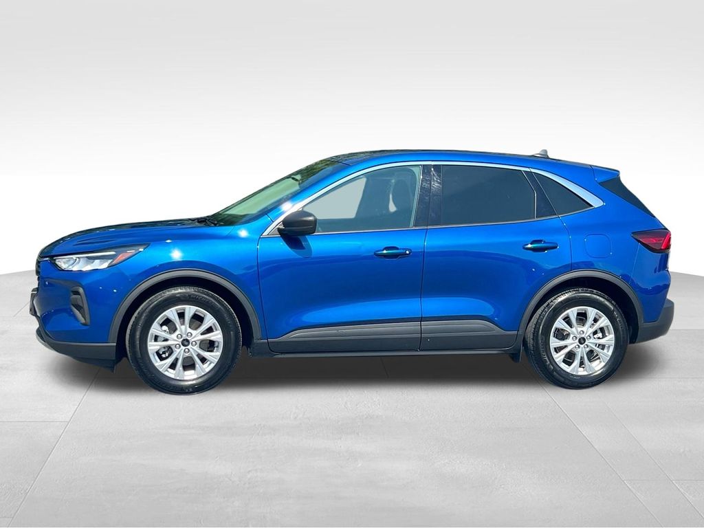 2023 Ford Escape Active photo 2