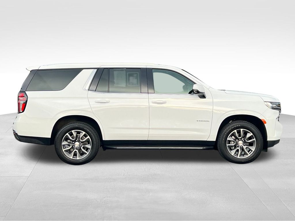 2024 Chevrolet Tahoe LT photo 3