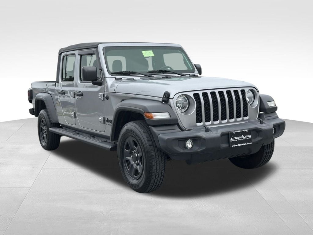 2021 Jeep Gladiator Truck  2021 Jeep Gladiator Truck