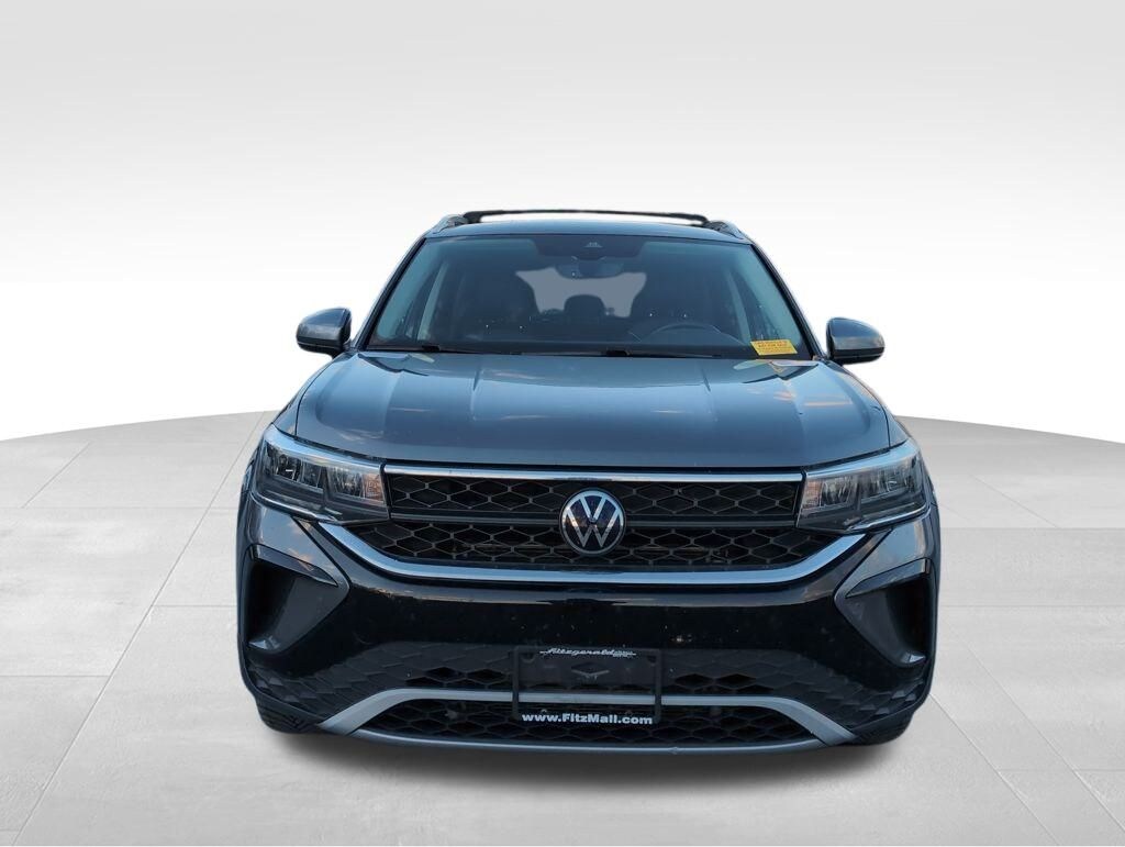 Used 2023 Volkswagen Taos 1.5T SE SUV