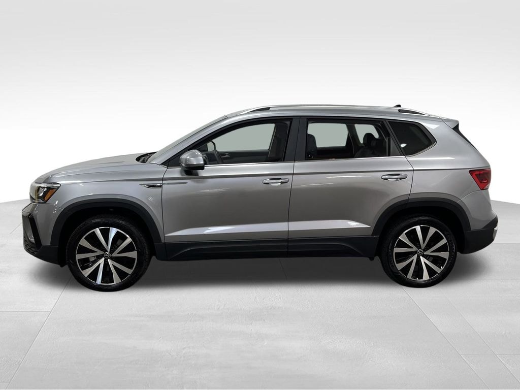 Used 2024 Volkswagen Taos 1.5T SE SUV