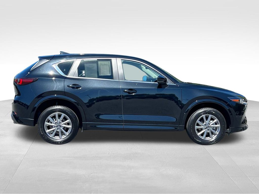 2025 Mazda CX-5 2.5 S Preferred photo 3