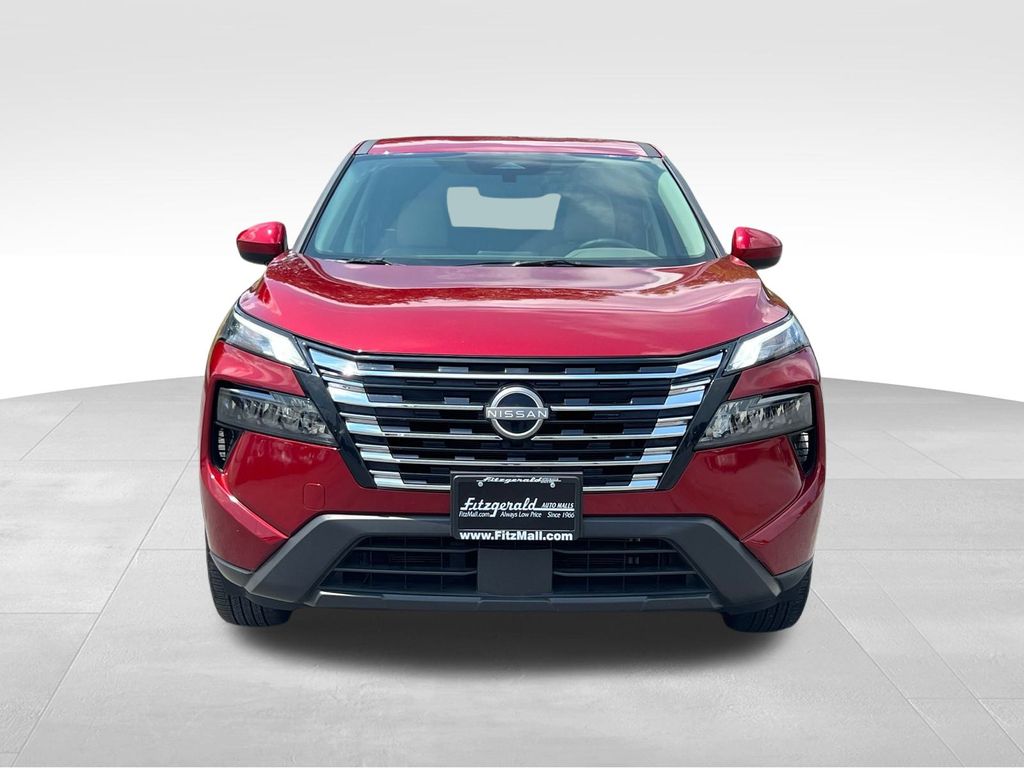 2025 Nissan Rogue SV photo 2
