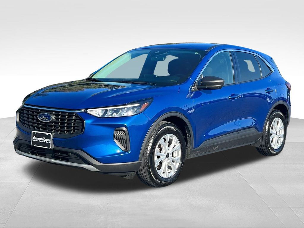 2023 Ford Escape Active photo 2
