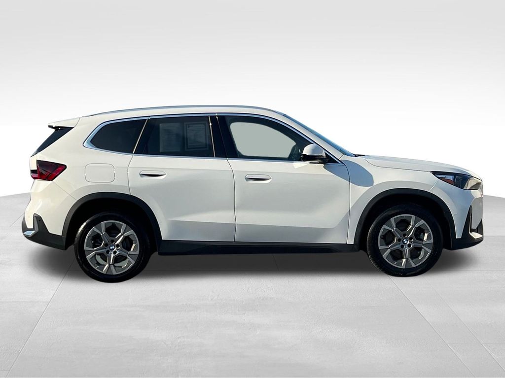 2023 Bmw X1 XDrive28i photo 3
